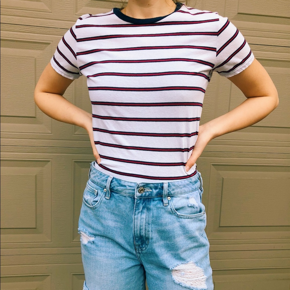Brandy Melville tee t-shirt